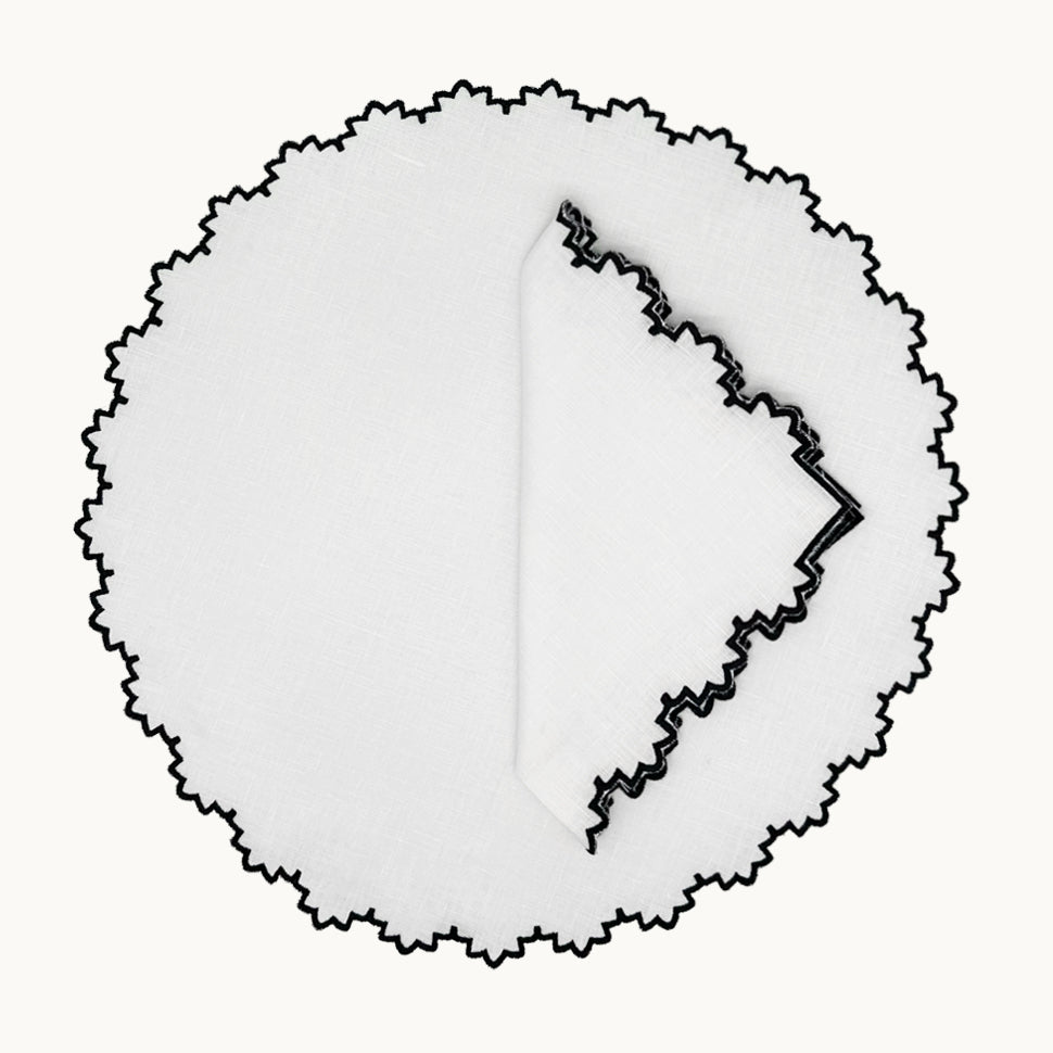Gardenia linen black napkins (set of 4)
