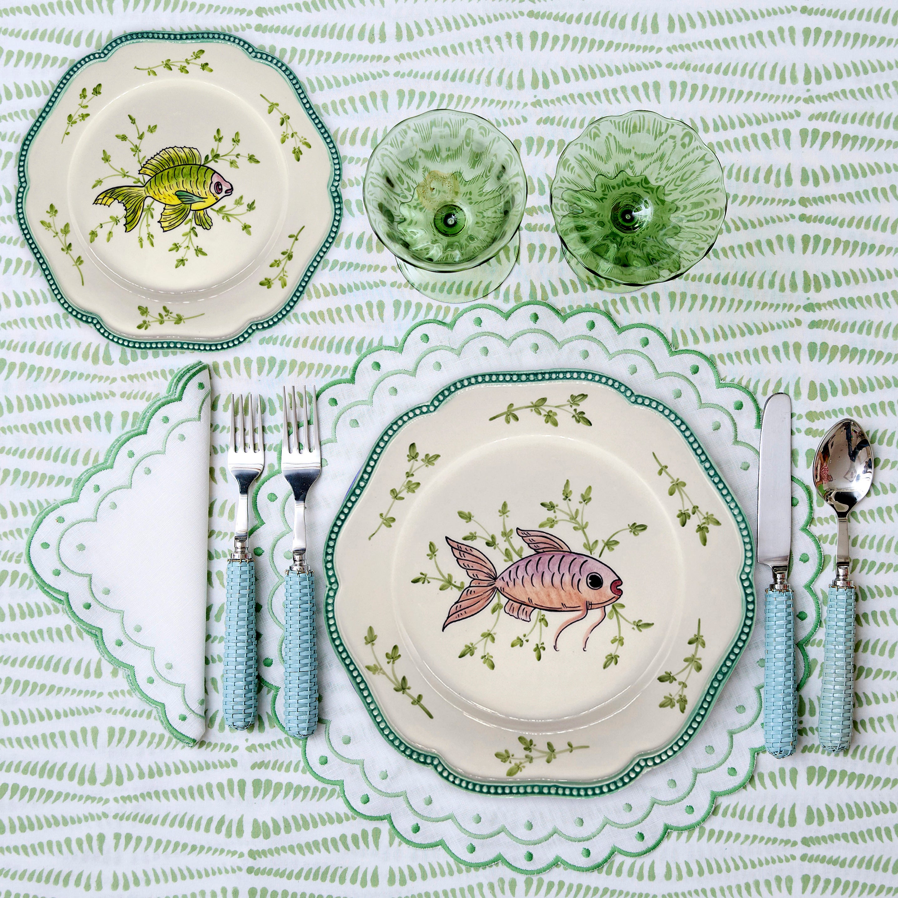 Foure in mare dinner plates (set of 4)