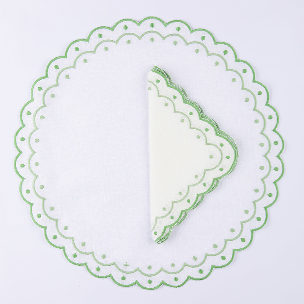 Stylish Placemats for Round Table Settings
