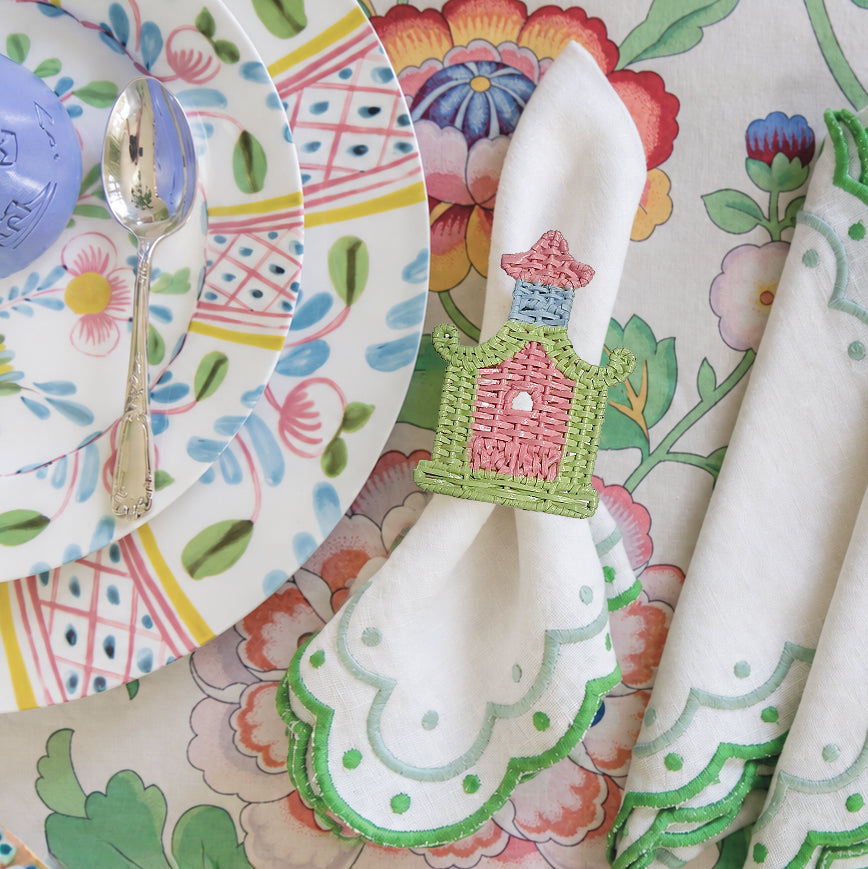 Do Linen Tablecloths Wrinkle? Yes, Beautifully