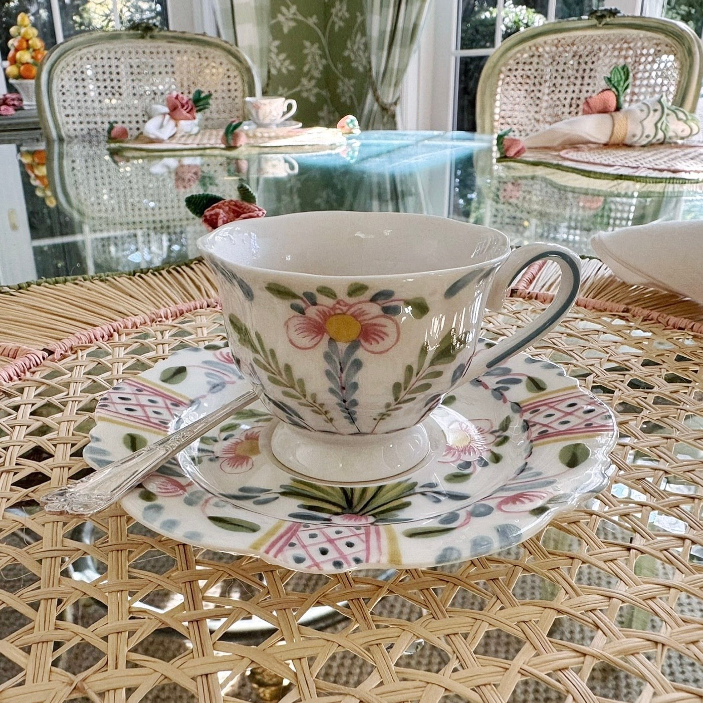 Sorrento tea cup and saucer (set of 2)