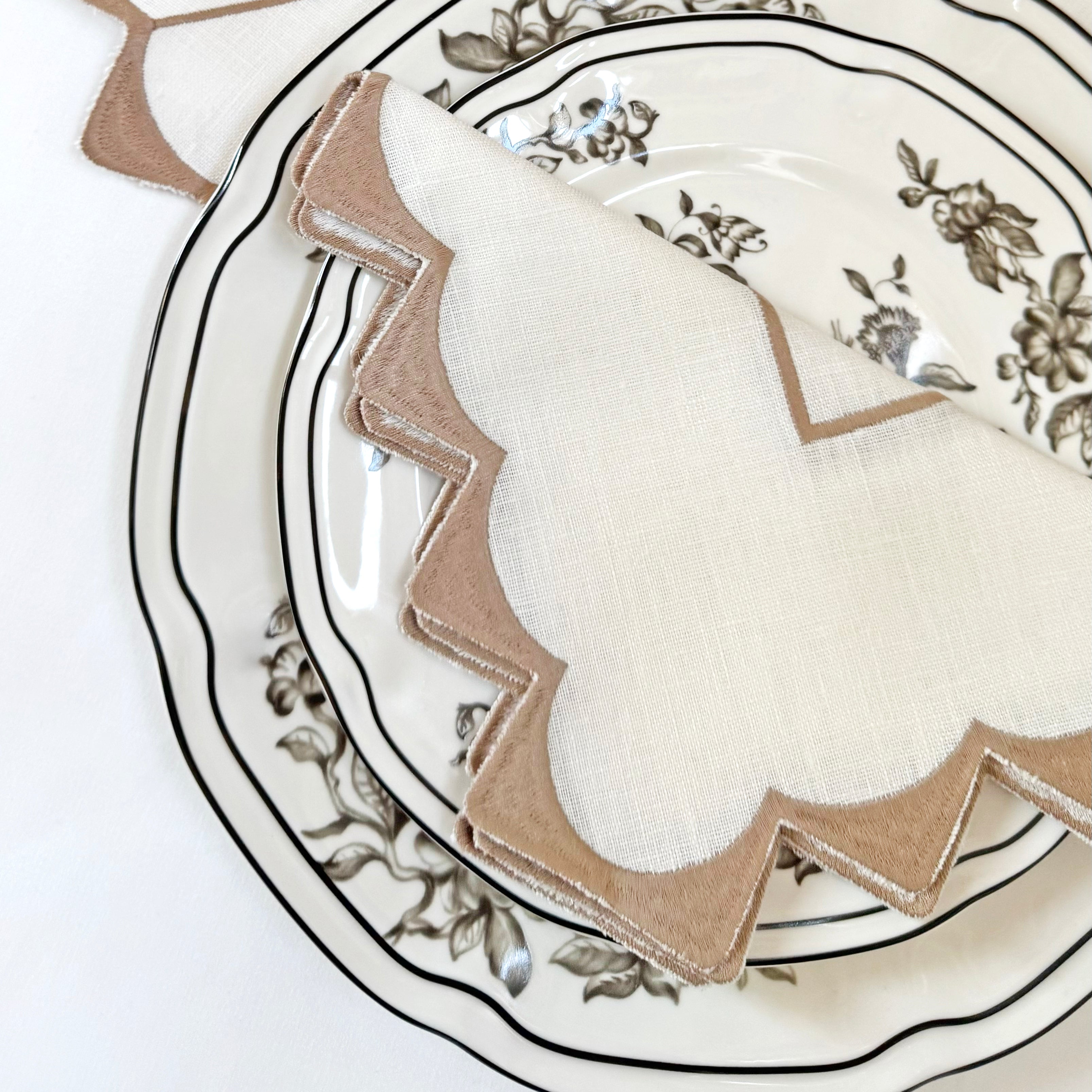 Charlotte linen napkin (set of 4)
