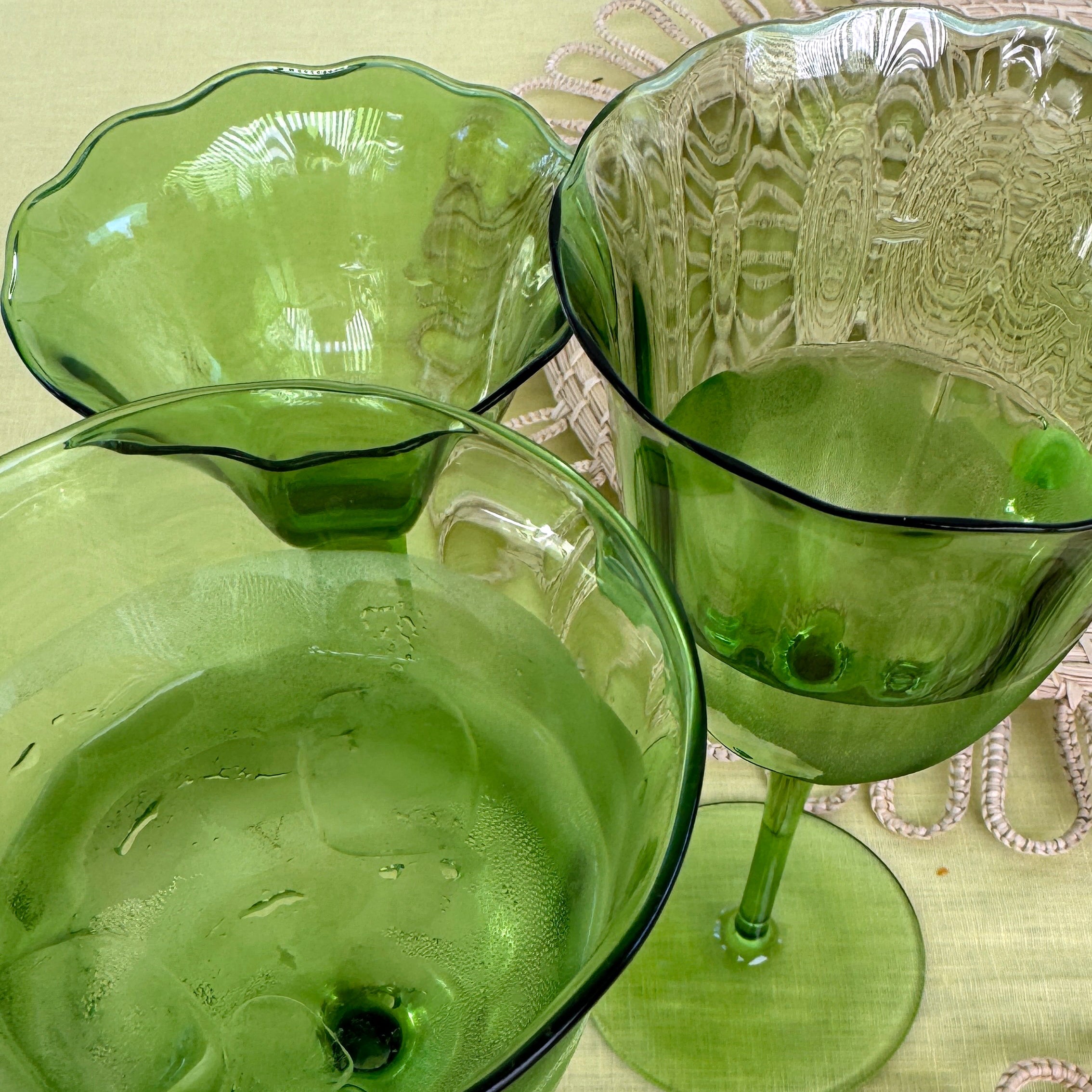 Lily  green water glass (set of 4)