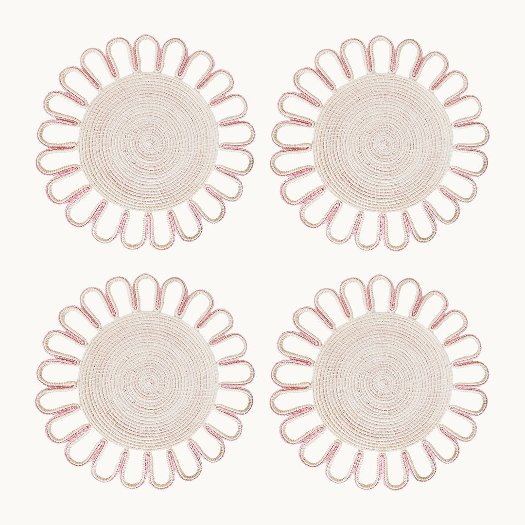 Pink scalloped placemat (set of 4)